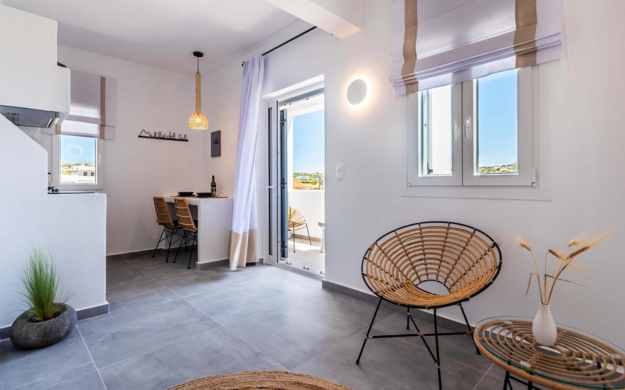 Milos Del Sol Studios Adamantas Exterior photo
